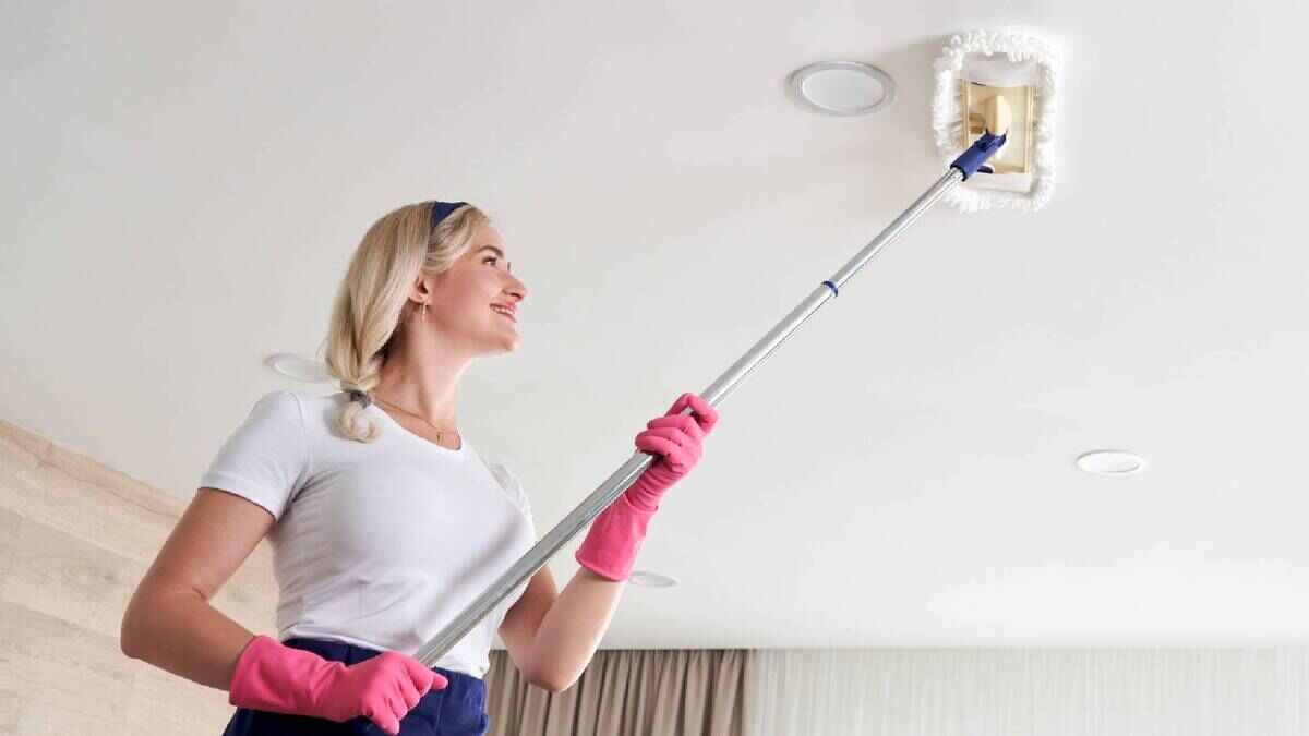 Wall and Ceiling Cleaning